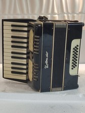 ++Piano accordion akkordeon  WELTMEISTER 24  bass