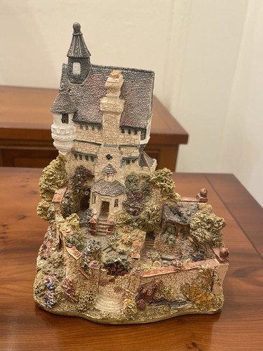 Lilliput lane secret garden - lilliput,