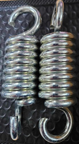 Hanging springs pair seat - springs, 2-3