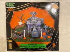 Lemax 84745 Spooky Town