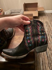 Old Gringo Womens Ankle Zip Cowboy Boots Black Leather Rainbow Stars Size 7B