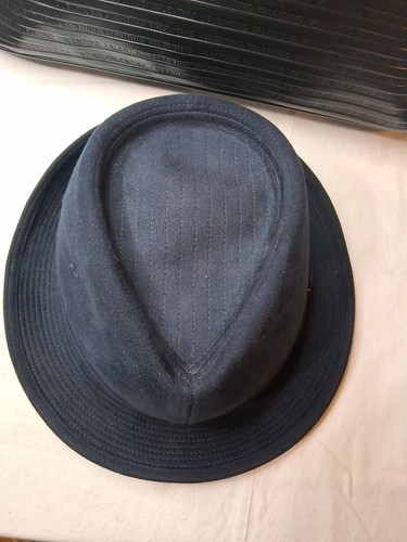 Aquascutum men hat - size, 56