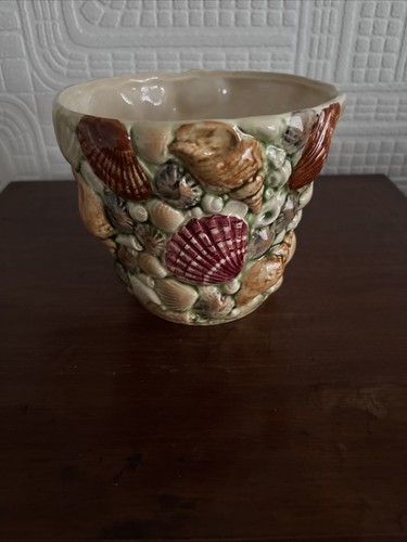 Sylvac shell planter number - ,