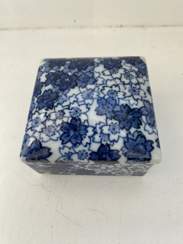 Antique arita ware japanese - antique,