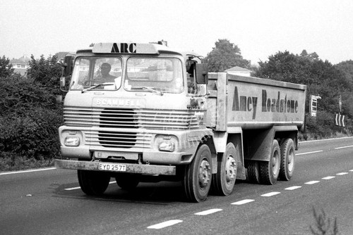 Photo amey roadstone - roadstone, scammell