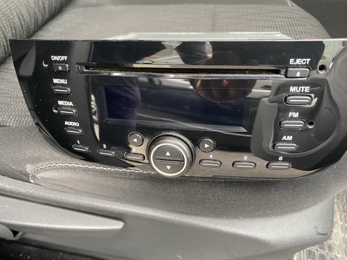 Fiat punto radio player - fiat,