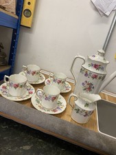 Royal crown derby made in