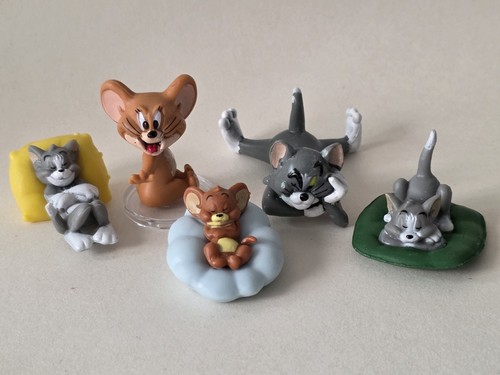 Tom and jerry character - x,