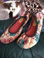 NICE LADIES QUALITY NORDIKAS HOUSE SHOES/SLIPPERS,STYLE 2050,SIZE 37 /4,NEW