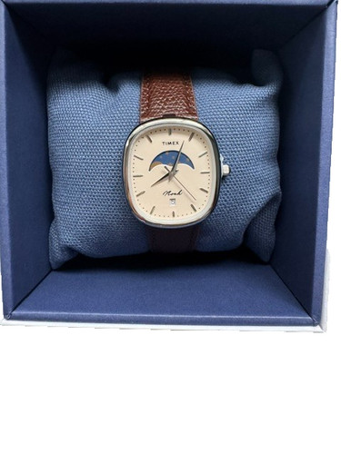 New noah timex - noah, moon
