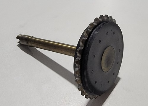 Oil pump drive - pump, chain
