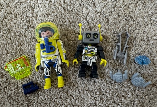 Playmobil space astronaut - playmobil, and
