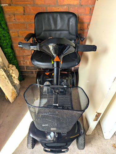 Black electric battery - electric/battery, 4-wheel