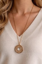 Gold Tone Geometric Circle