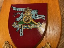 VINTAGE HAND PAINTED BRITISH ARMY ROYAL ARTILLERY- AIRBORNE PLAQUE SHIELD