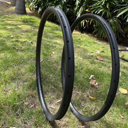 29er carbon wheel 36mm wide - carbon, 30-36mm