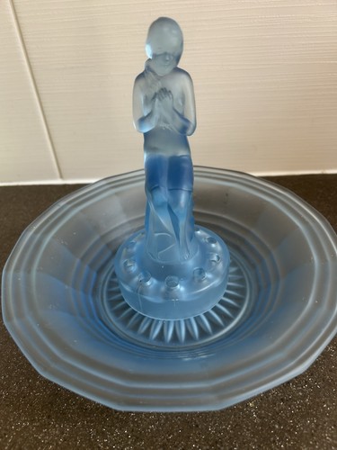 Art deco dish - with, flower