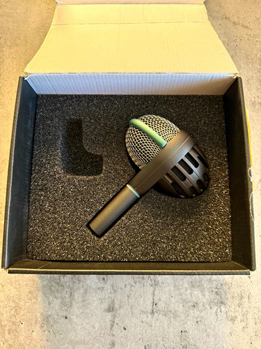 Akg d112 dynamic wired - akg,