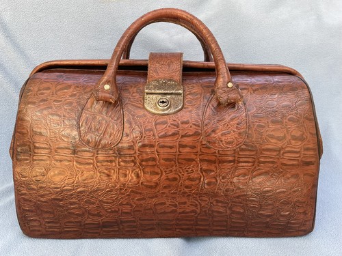 Vintage crocodile embossed - vintage,