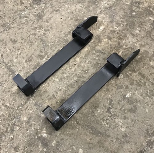 Brackets for avant loader - brackets,