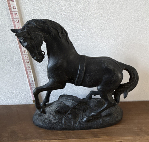 Black metal war horse figurine - black,