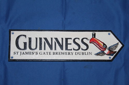 Cast metal guinness - metal, toucan