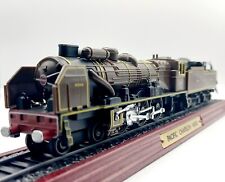 Vintage Steam Locomotive Train + Tender Scale Model Railway Display Plinth