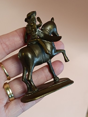 Vintage figurine indian - figurine,