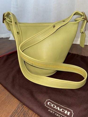 Vtg coach maggie duffle - vtg,