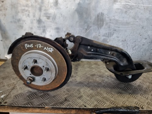 Toyota prius wheel hub - prius,