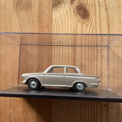 Vanguards va07303 ford cortina - ford,