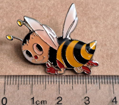 Bumble bee vintage enamel - -,