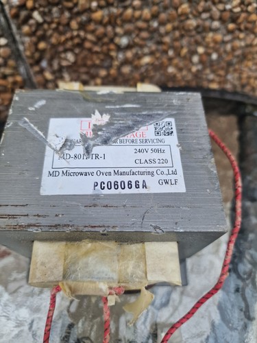 Microwave high voltage