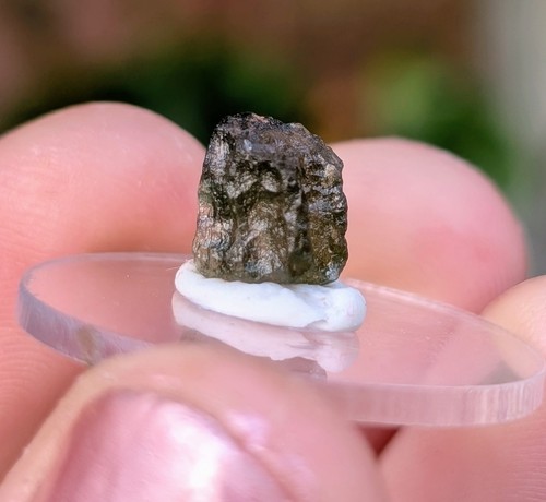 6mm rare tektite green - 7.6mm,