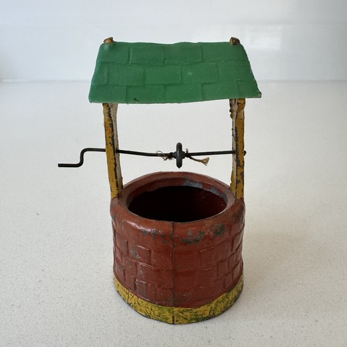 Vintage miniature farm water - vintage,