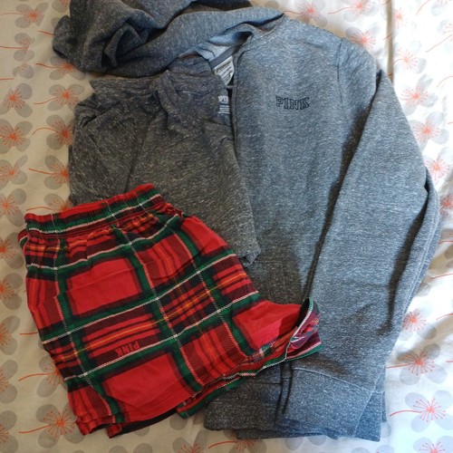 Victoria secret pink grey - pink,