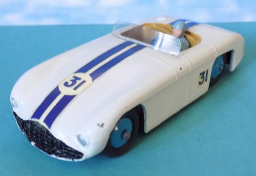 Dinky toys 133 cunningham - no.133,
