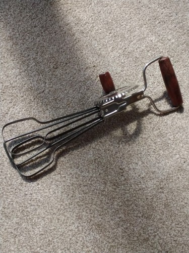 Vintage skyline kitchen whisk - vintage,