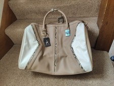 Beige Zipped Holdall From