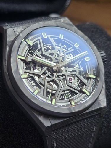 Zenith defy classic carbon ref - classic,