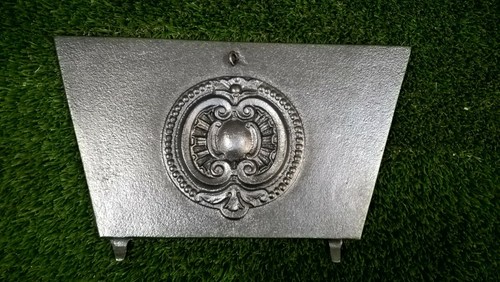 Cast iron soot flap - cast,