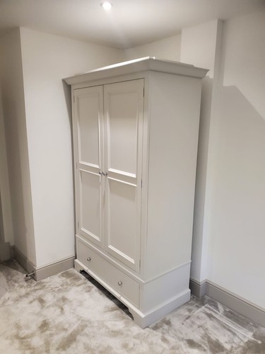 White satin finish - white,