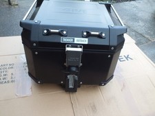 Givi OBK 42 Trekker top box in