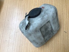 Bedford Vauxhall Rascal pickup screen wash reservoir and pump 93325324