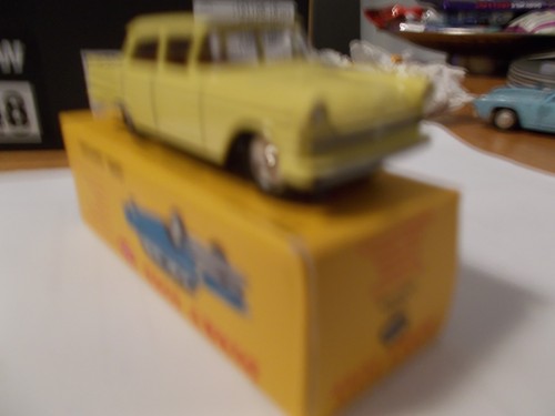 Dinky toys opel kapitan - dinky,