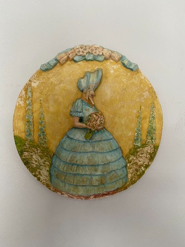 Vintage chalkware wall - , plaque