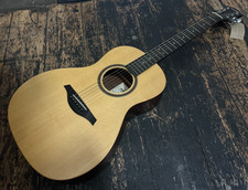Hohner Parlor Size Acoustic Guitar