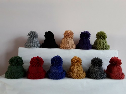 Hand knitted egg - , cosy/cosies