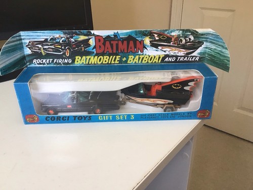 Corgi toys gift set batman - corgi,