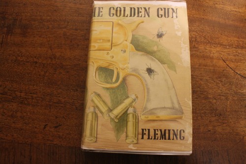 The man with golden - golden, gun